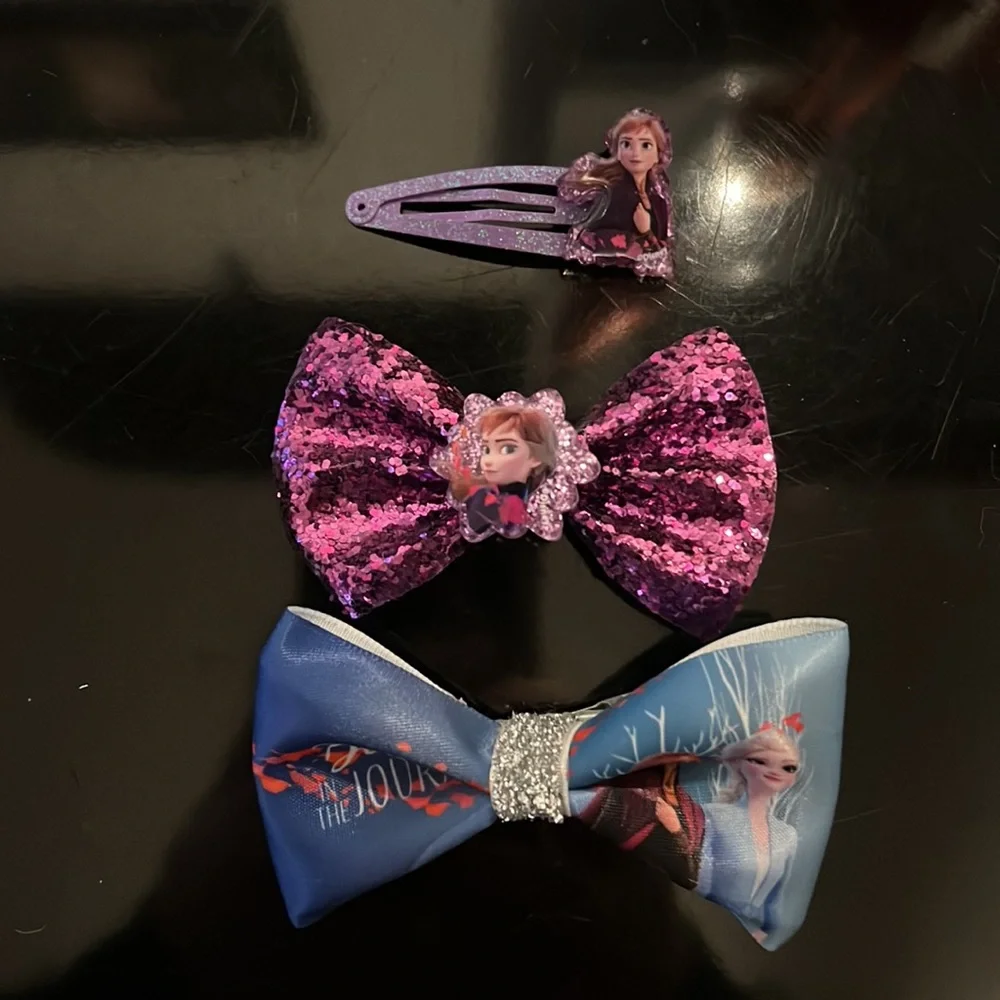 Girls accessories Frozen 2 headbands, 1 clip, 2 bows and 2 ties
